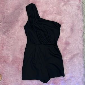 Black Halo size 2 one shoulder pleated romper